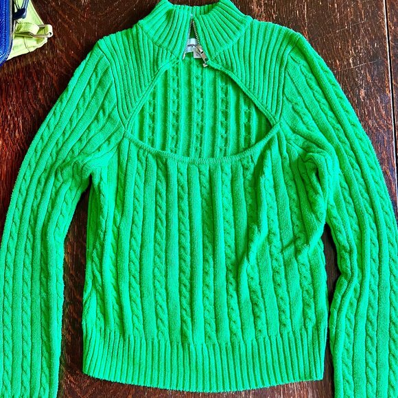 NWT SUPERDOWN Green Long Sleeve Cut-Out Corset Knit Sweater Top Sz. L - Picture 2 of 5